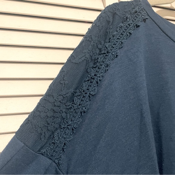 Comfy Cropped Top Sweater with Lace Detailing - Picture 2 of 5